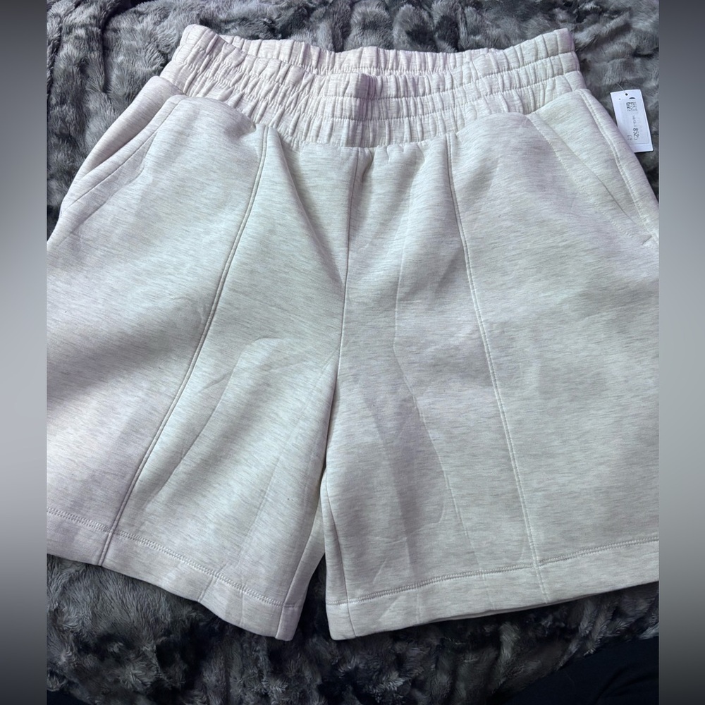 Old Navy Bounce Fleece Shorts